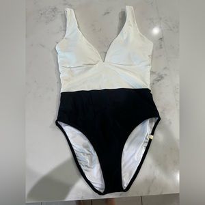 Summersalt one piece bathing suit